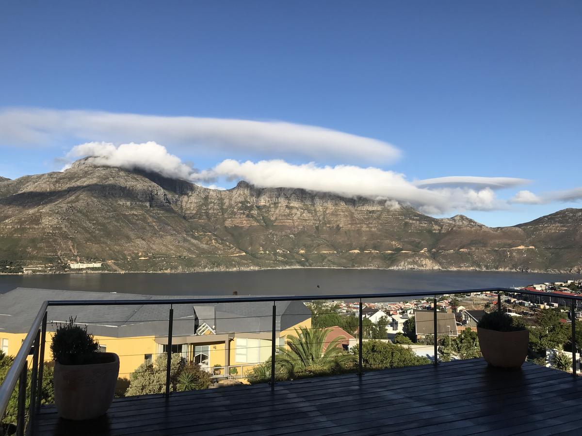 Hout Bay Breeze Hotel Exterior photo