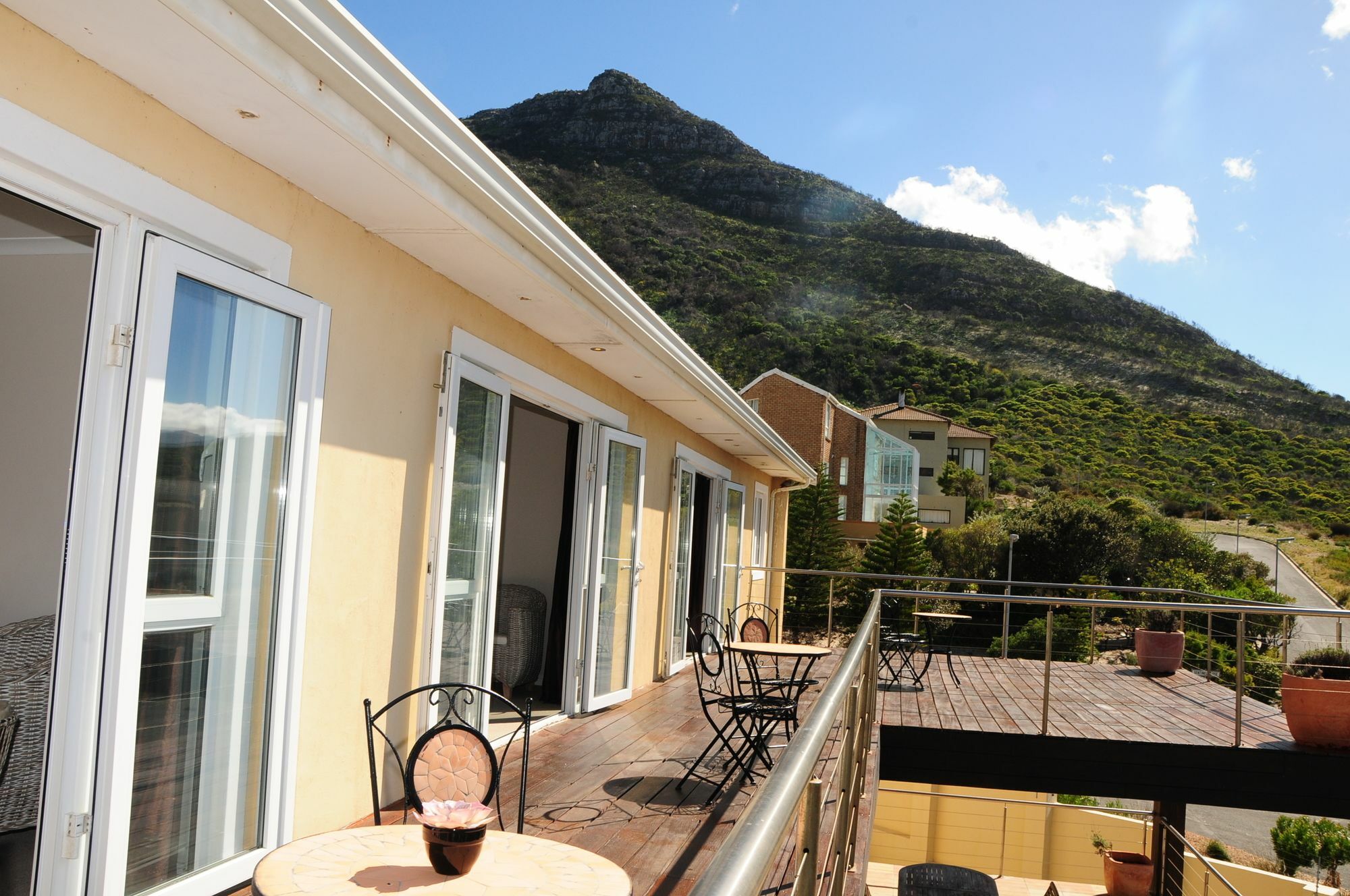 Hout Bay Breeze Hotel Exterior photo